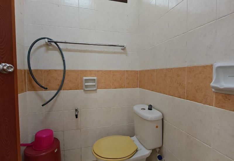 Jalan Aliff Harmoni 4/5