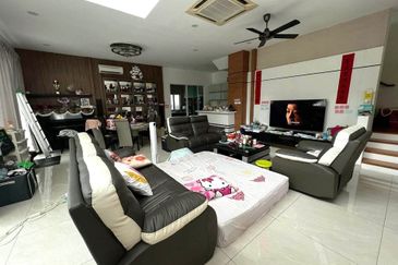 Isola Villa @ Senibong Cove