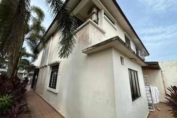 Maple Red, Adda Heights