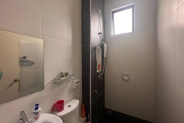 Garden Villa @ Bukit Indah 2