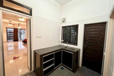 Garden Villa @ Bukit Indah 2