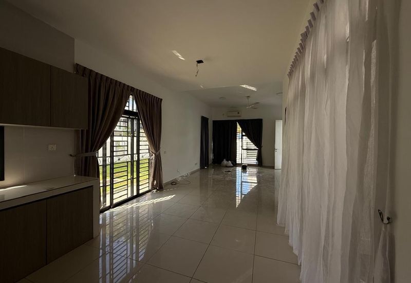 Garden Villa @ Bukit Indah 2