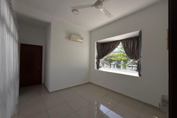 Garden Villa @ Bukit Indah 2