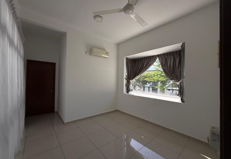 Garden Villa @ Bukit Indah 2