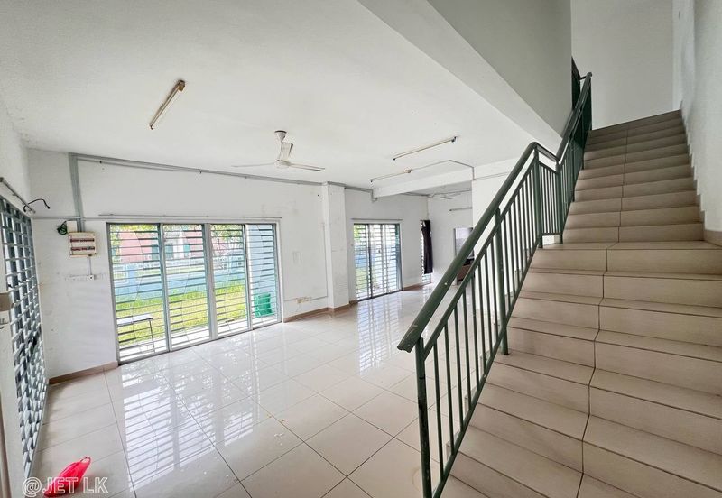 Taman Ehsan Jaya, Pendamaran