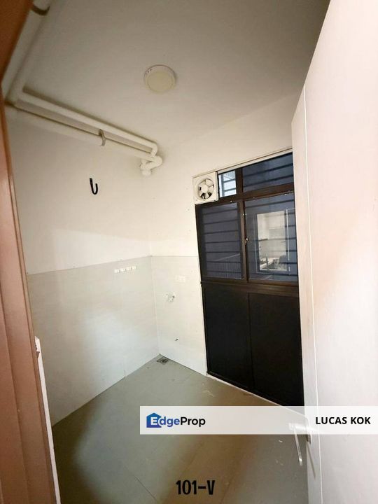 Partially Furnished Seruling Apartment Bandar Bukit Raja Klang For Rent, Selangor, Klang