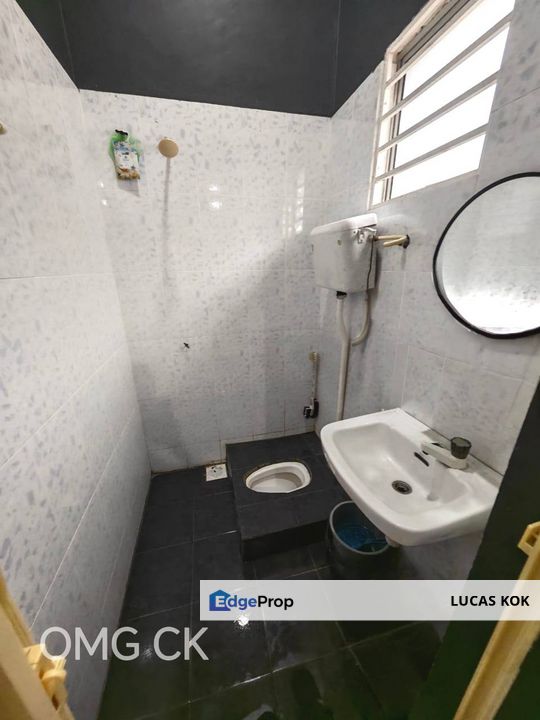 Full Loan Move In Condition Telok Panglima Garang 1 Single Storey House For Sell Klang, Selangor, Telok Panglima Garang