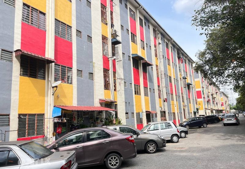 Pangsapuri Pelangi Indah