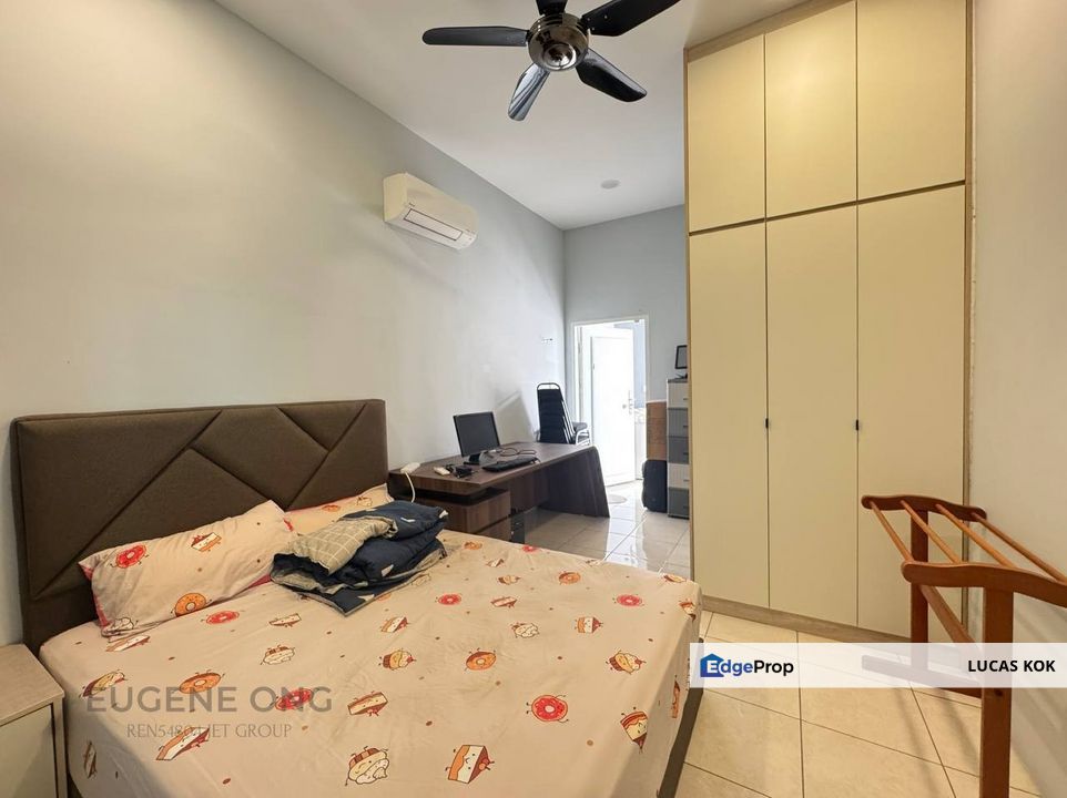 Corner House 50x70 Banting Mahkota 2 Storey Fully Renovated House For Sell, Selangor, Banting
