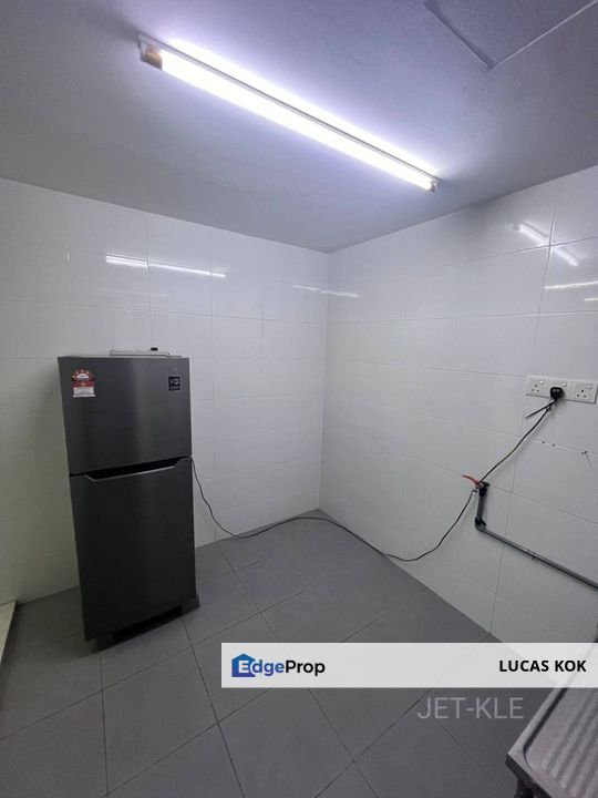 Partially Furnished Orchis Apartment Bandar Parklands Klang For Rent, Selangor, Klang