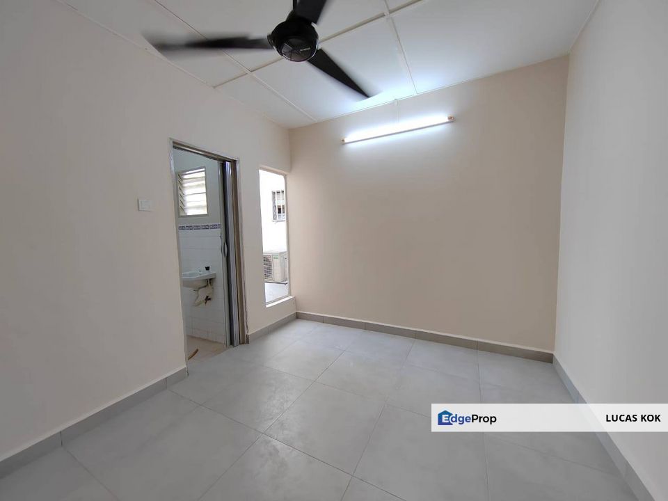 Newly Painted Taman Sentosa Townhouse For Rent Klang Beside Kampung Jawa, Selangor, Klang