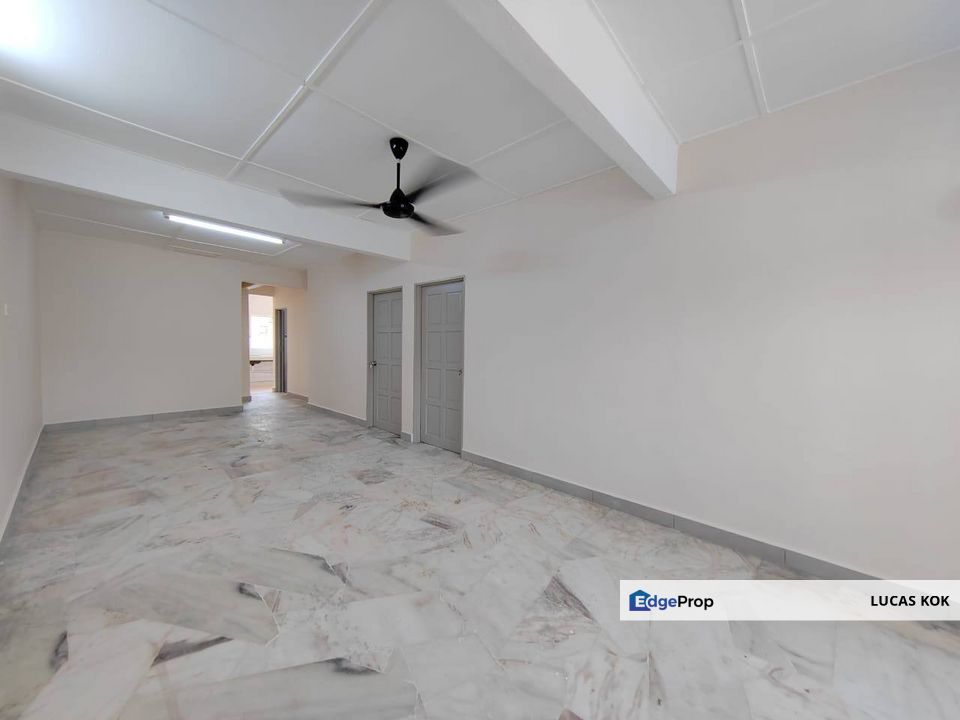 Newly Painted Taman Sentosa Townhouse For Rent Klang Beside Kampung Jawa, Selangor, Klang