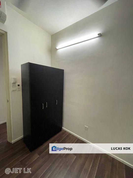 Almost Fully Furnished Unit Geo Bukit Rimau Kota Kemuning Shah Alam For Renr Condominium, Selangor, Shah Alam