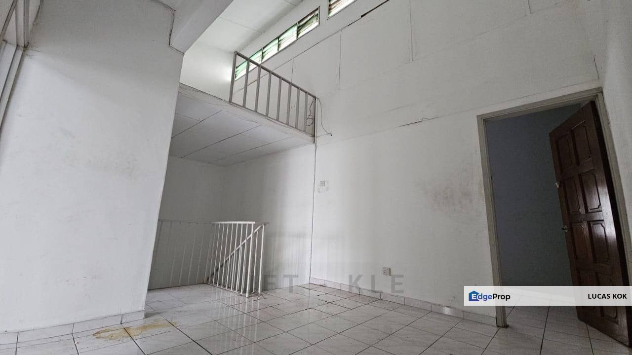 22x70 Jalan Meru Klang Pulau Pinang Nearby Klang Parade 2 Double Storey House For Sell, Selangor, Klang