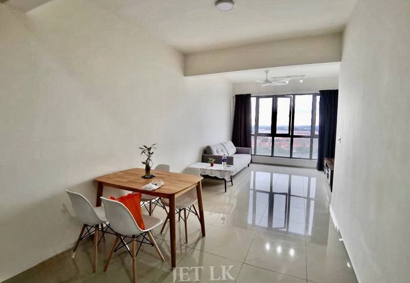 Gravit8 @ Klang South