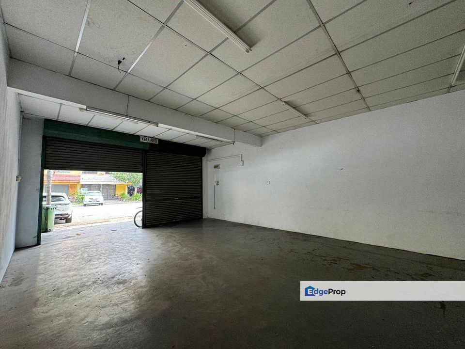 Ground Floor Shoplot Bayu Tinggi Klang near BukiT Tinggi for Rental