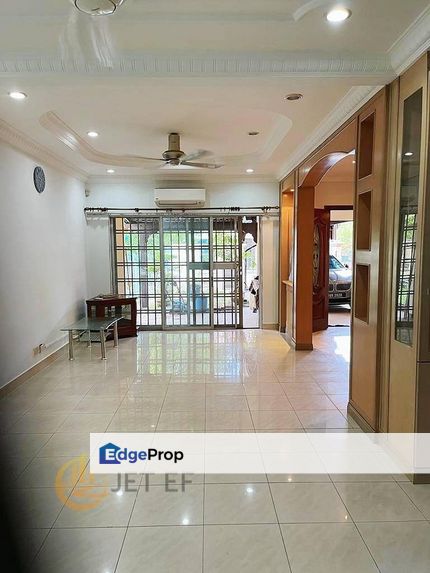 Partially Furnished Eria Kota Kemuning Double Storey House Shah Alam, Selangor, Kota Kemuning