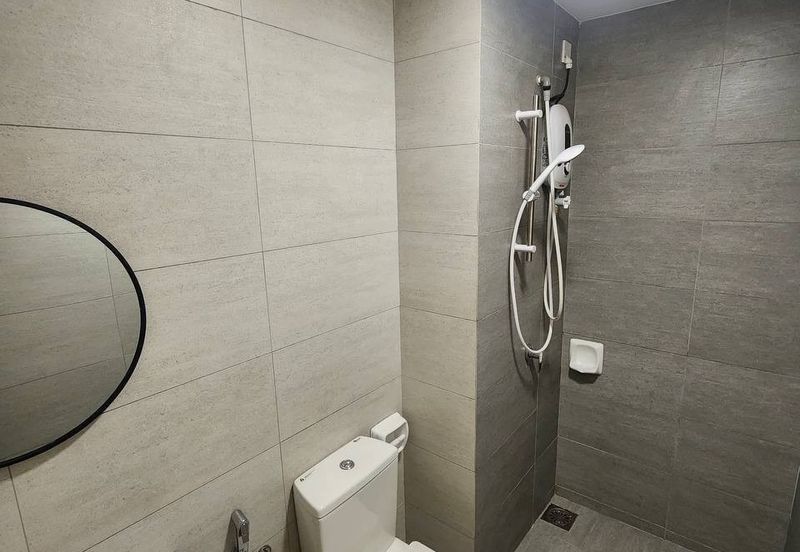 Gravit8 @ Klang South