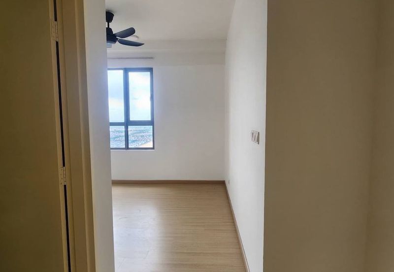 Gravit8 @ Klang South