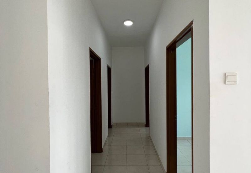 Asteria Apartment @ Bandar ParkLand