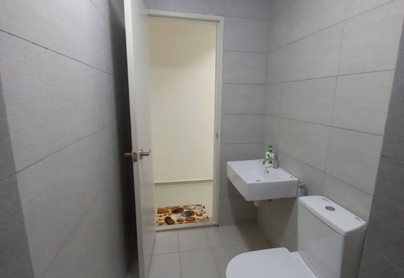 Gravit8 @ Klang South