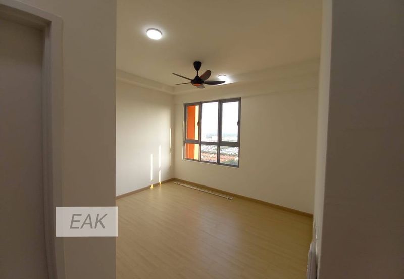 Gravit8 @ Klang South