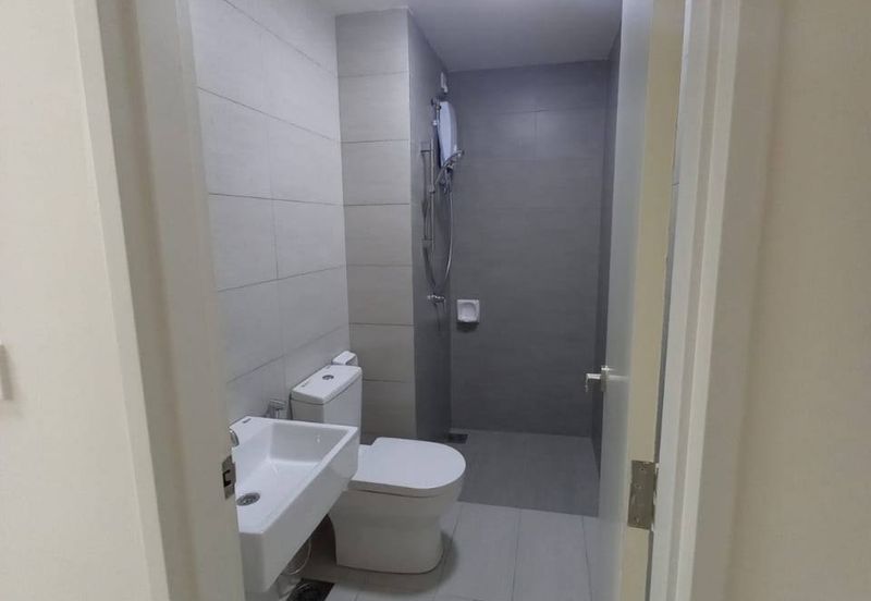 Gravit8 @ Klang South