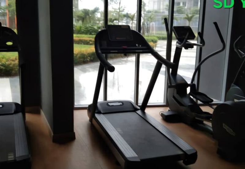 Gravit8 @ Klang South