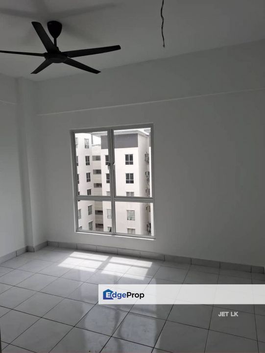 Partially Furnished Trifolia Apartment behind Kampung Jawa Nsk Klang R, Selangor, Klang