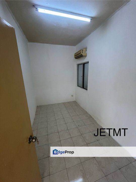 Near Htar Hospital Bayu Villa Apartment Klang Bukit Tinggi, Selangor, Klang