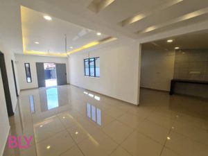 Move in Condition Teluk Pulai Tepi Sungai Single Storey House Sell for ...
