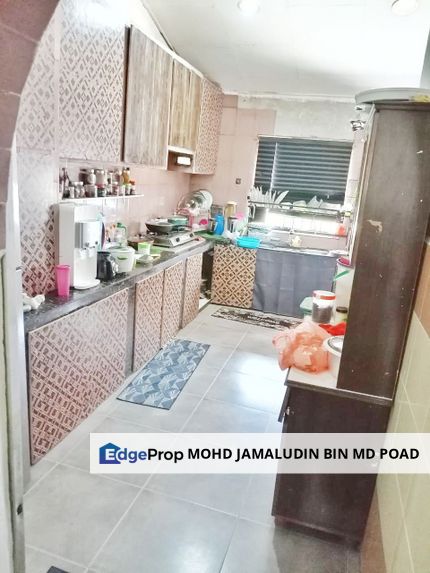 Renovated & Extend. Facing OPEN‼️  Single Storey 22x75 Taman Gadong Indah Sendayan, Negeri Sembilan, Labu