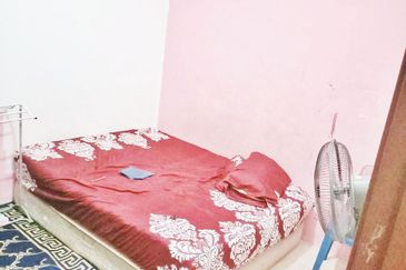 Renovated & Extend. Facing OPEN‼️  Single Storey 22x75 Taman Gadong Indah Sendayan