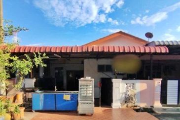 Renovated & Extend. Facing OPEN‼️  Single Storey 22x75 Taman Gadong Indah Sendayan