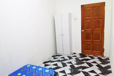 Ground Floor, End Lot,  Flat pendamar indah 2, Lebuh Damar Merah, Taman Pendamar Indah 2 Port Klang