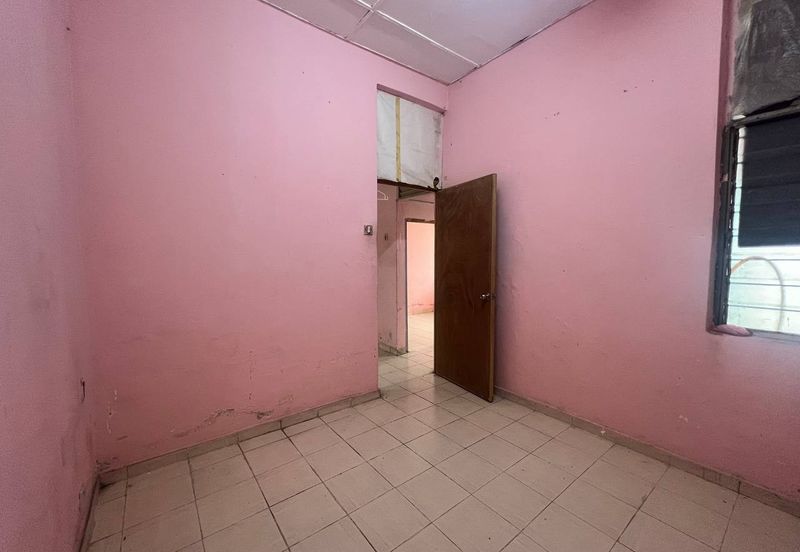 CHEAPEST! SINGLE STOREY TERRACE TAMAN CEMPAKASARI, KLANG