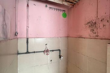 CHEAPEST! SINGLE STOREY TERRACE TAMAN CEMPAKASARI, KLANG