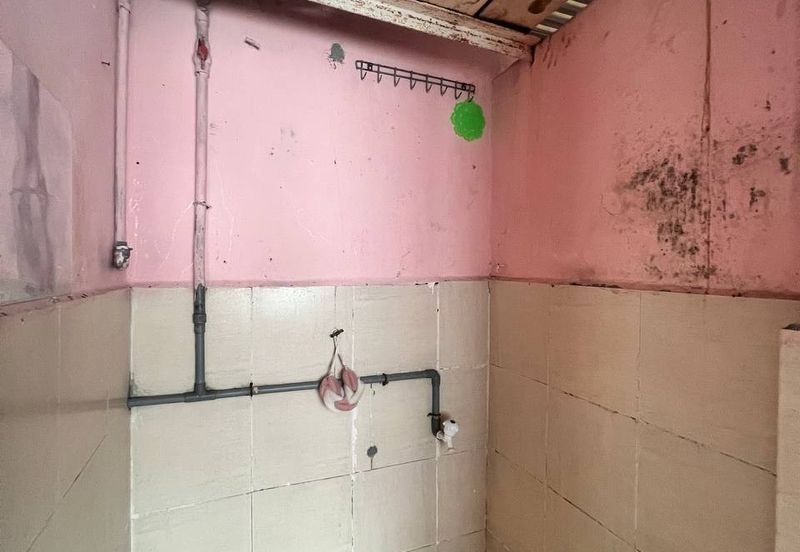 CHEAPEST! SINGLE STOREY TERRACE TAMAN CEMPAKASARI, KLANG