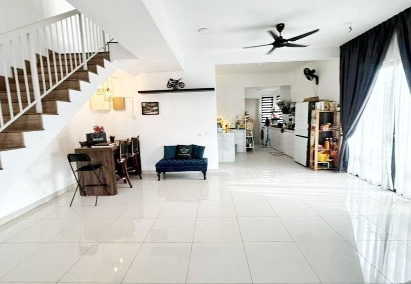  Corner Lot with Extra Big Land 38 Ft  2-STOREY LINK HOUSE KYRA 2 BANDAR BUKIT RAJA, KLANG