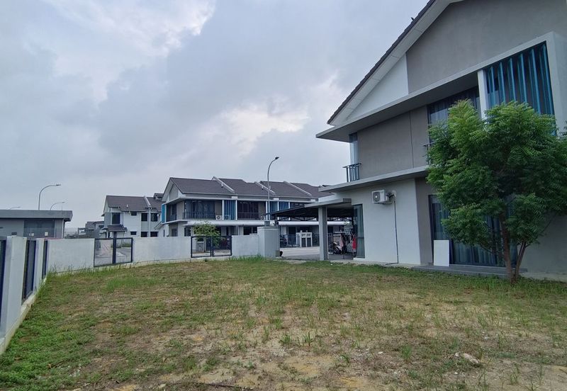  Corner Lot with Extra Big Land 38 Ft  2-STOREY LINK HOUSE KYRA 2 BANDAR BUKIT RAJA, KLANG