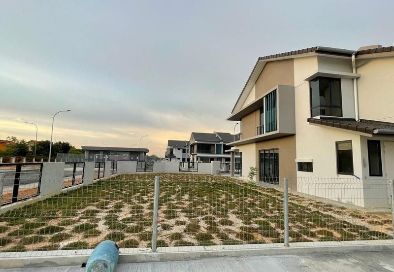  Corner Lot with Extra Big Land 38 Ft  2-STOREY LINK HOUSE KYRA 2 BANDAR BUKIT RAJA, KLANG