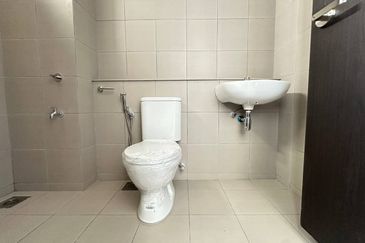 ‼️Brand New‼️ PALING MURAH ✅  Double Storey Terrace House at Nadira 1, Bandar Bukit Raja, Klang