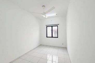 Double Storey Terrace House Intermediate Setia Permai 1 Setia Alam 