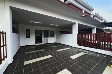 Double Storey Terrace House Intermediate Setia Permai 1 Setia Alam 