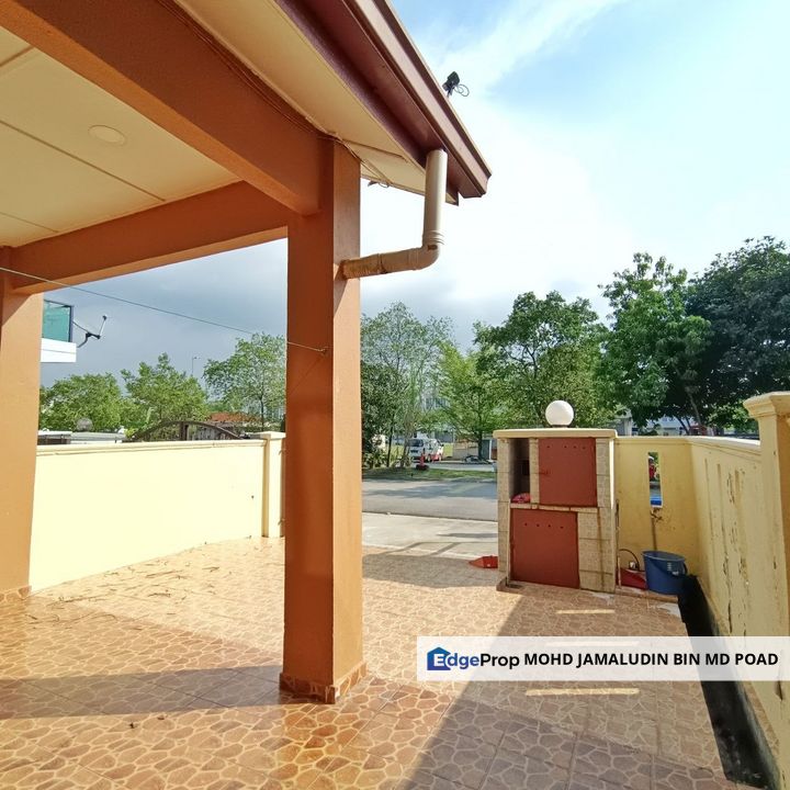 NEW REFURBISHED DOUBLE STOREY DESA ALAM, SEKSYEN U12, SHAH ALAM, SELANGOR., Selangor, Shah Alam