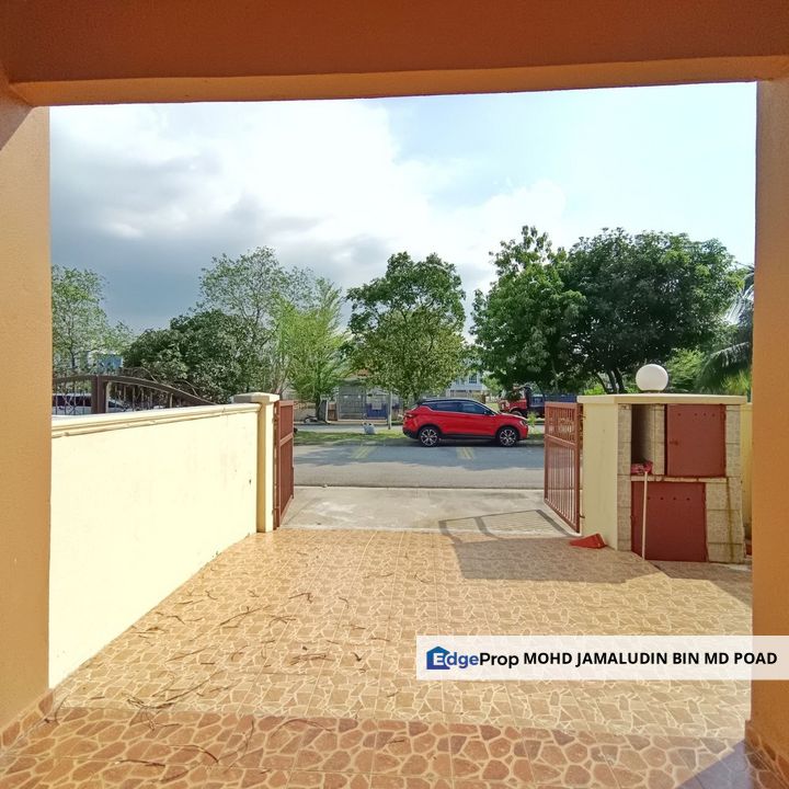 NEW REFURBISHED DOUBLE STOREY DESA ALAM, SEKSYEN U12, SHAH ALAM, SELANGOR., Selangor, Shah Alam