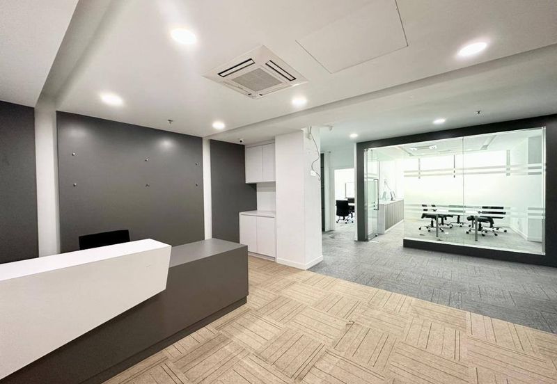 Office Lot Pusat Korporat Melawati, Taman Melawati, Kuala Lumpur For Sale!!!