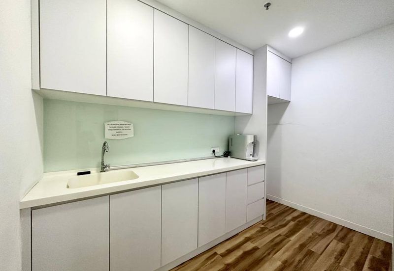 Office Lot Pusat Korporat Melawati, Taman Melawati, Kuala Lumpur For Sale!!!