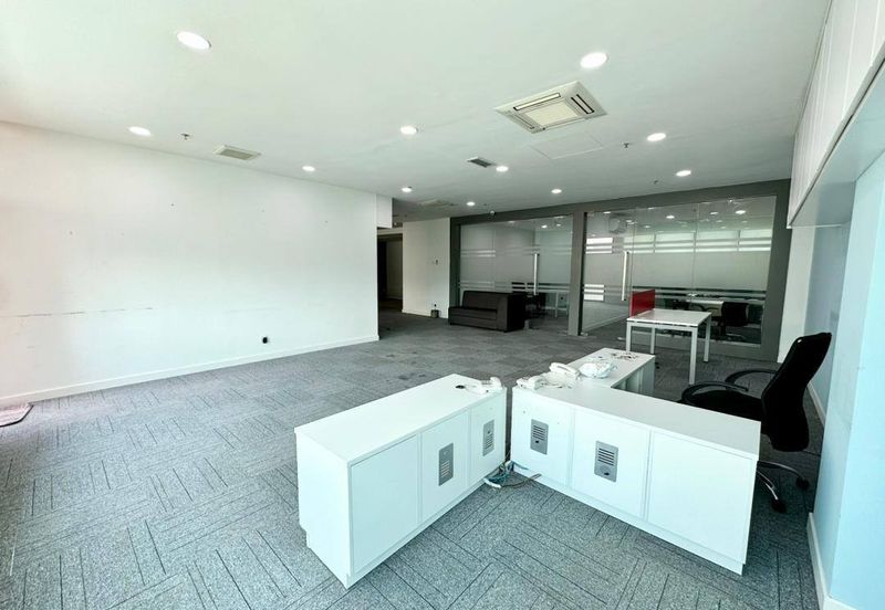 Office Lot Pusat Korporat Melawati, Taman Melawati, Kuala Lumpur For Sale!!!