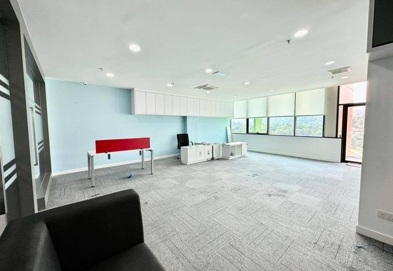 Office Lot Pusat Korporat Melawati, Taman Melawati, Kuala Lumpur For Sale!!!